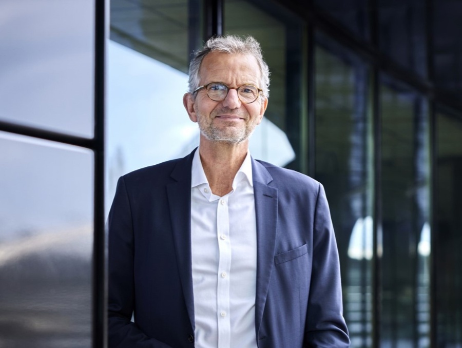 Jean-Pierre Kempeneers - 首席企業(yè)事務(wù)官