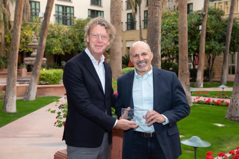 Nexperia與Avnet共同慶祝合作50周年